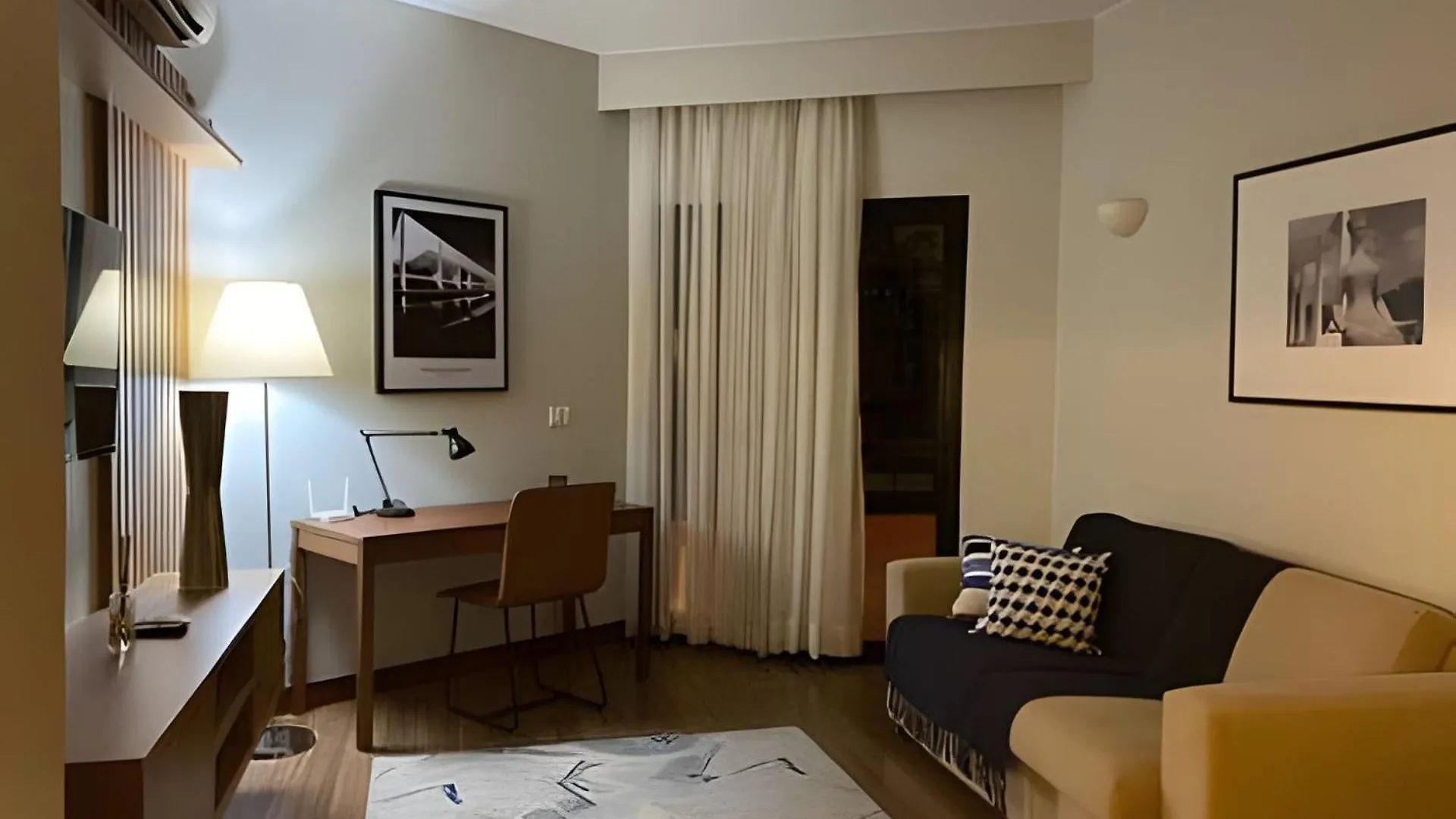 Flat No Coracao De Brasilia Lejlighed
